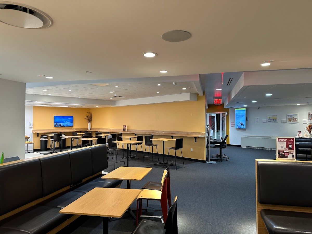 Primeclass Lounge