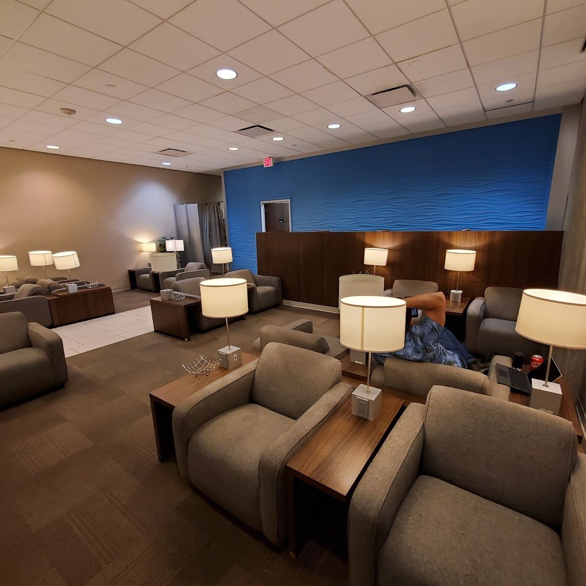KLM Crown Lounge