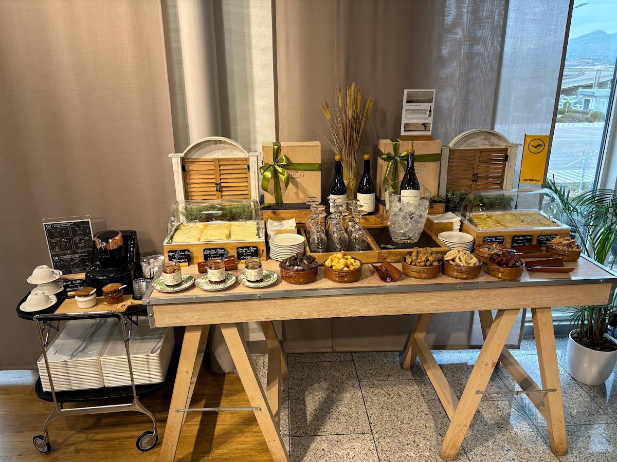 Lufthansa Lounge