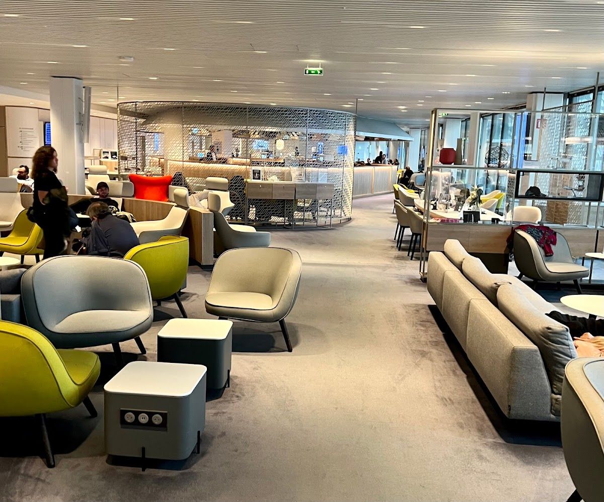 Air France Lounge (Concourse L)