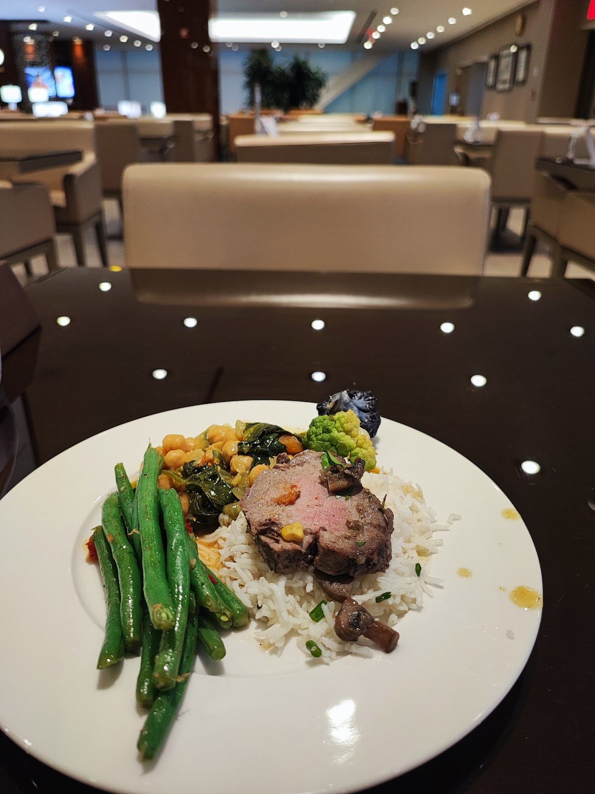 The Emirates Lounge