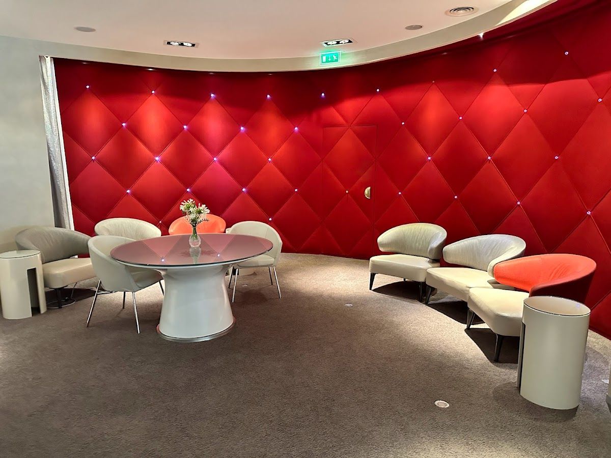 Air France La Première Lounge (Concourse K)