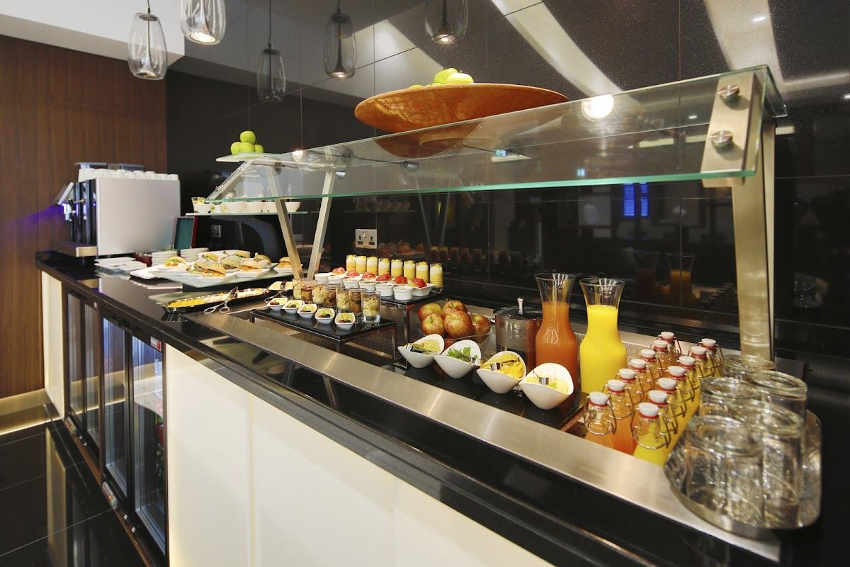 Etihad Airways First & Business Class Lounge
