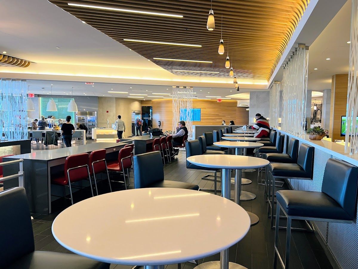 American Airlines/British Airways Greenwich Lounge