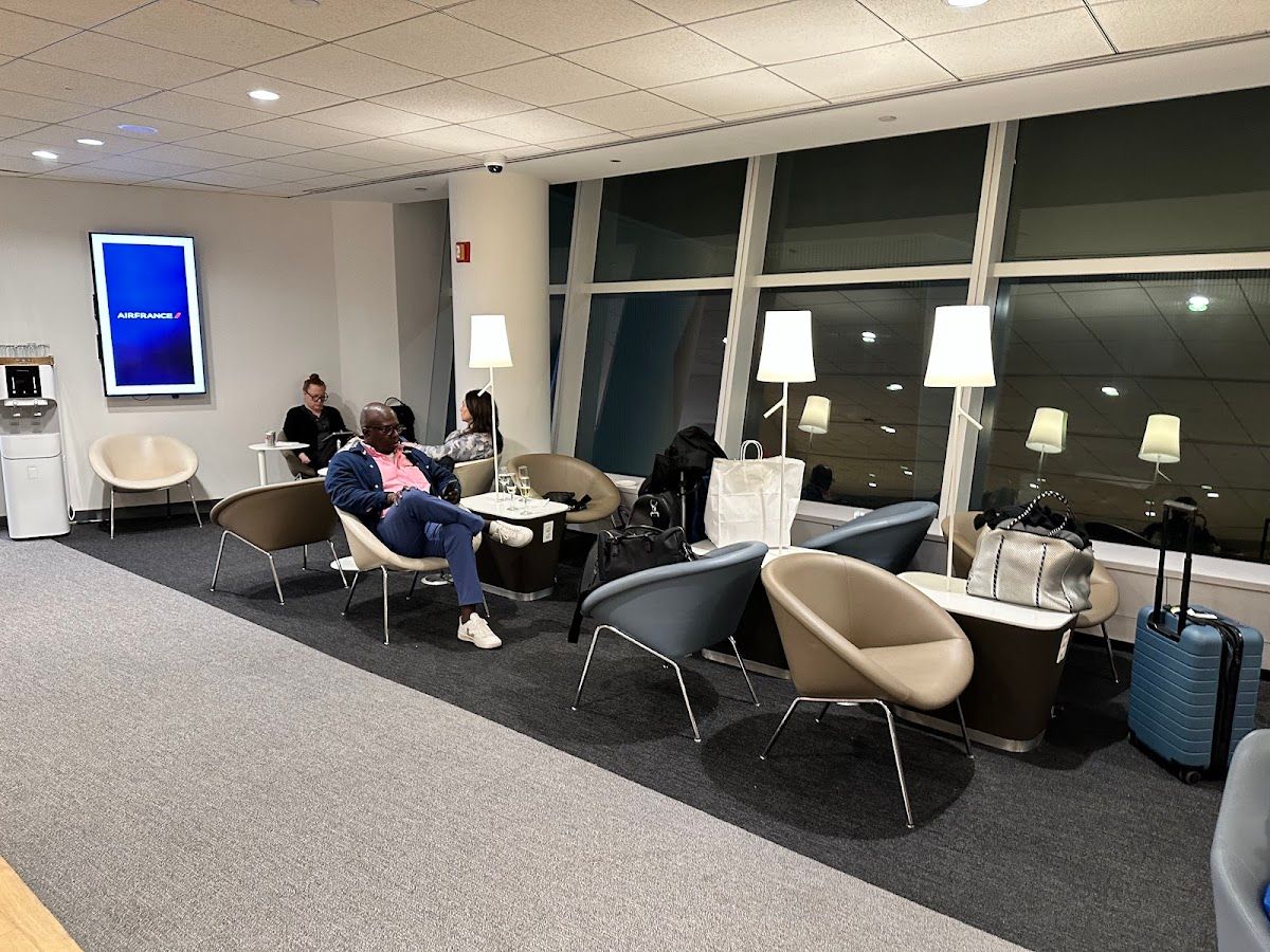 Air France/KLM Lounge